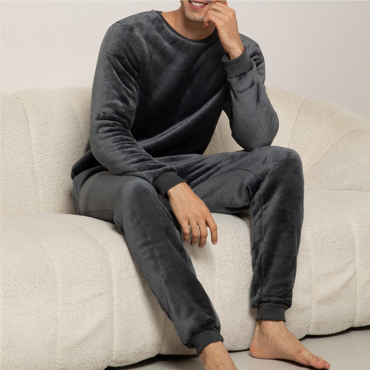 Mens Flannel & Sherpa Lined Black/Red LS Pyjamas Set