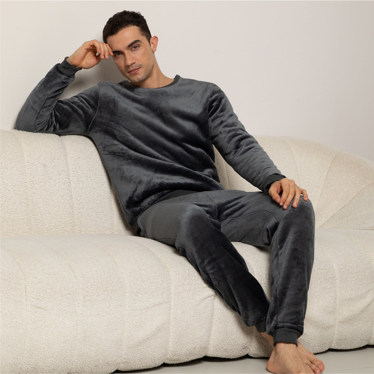 Mens Flannel & Sherpa Lined Black/Red LS Pyjamas Set