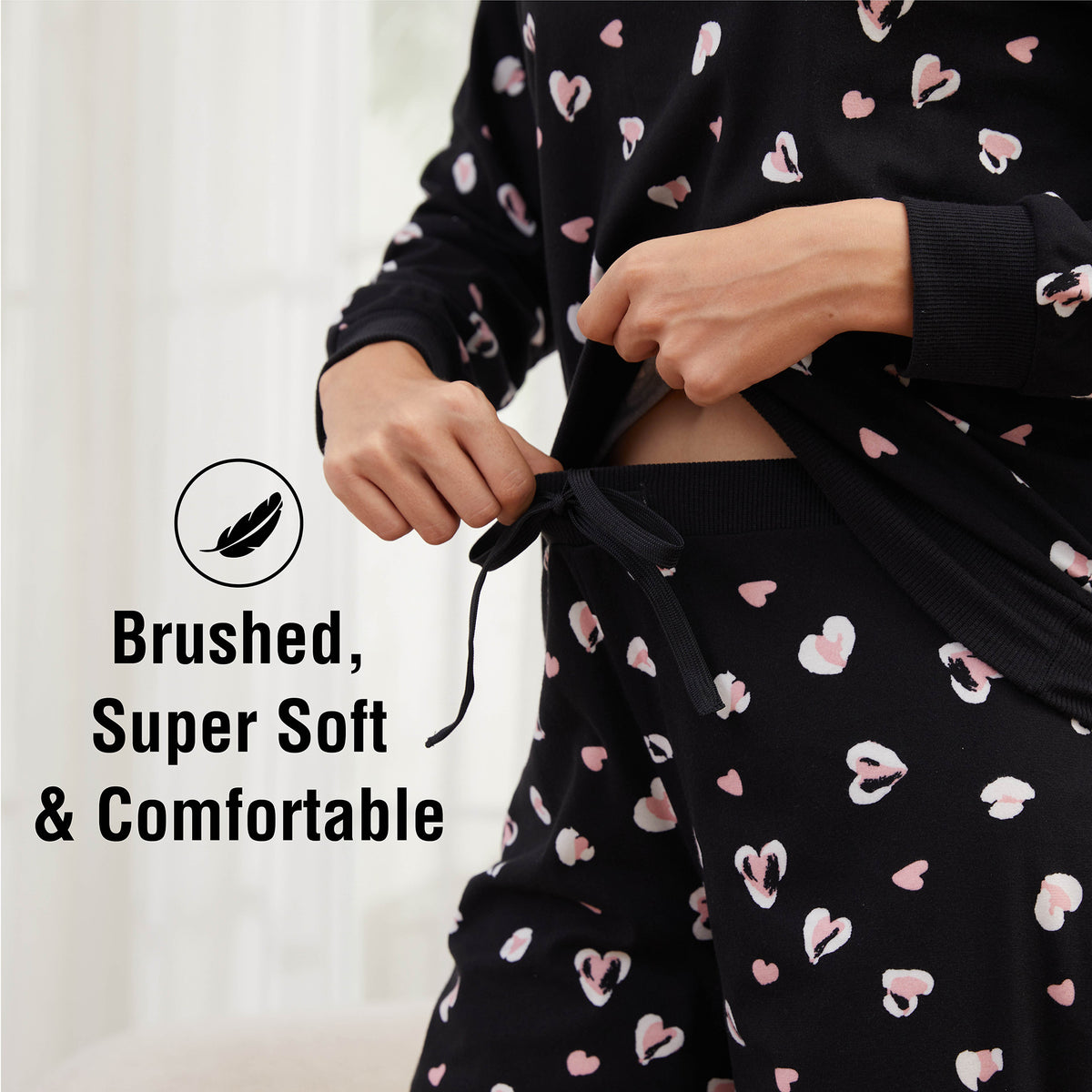 Ladies Black Heart Print Pyjama Set 