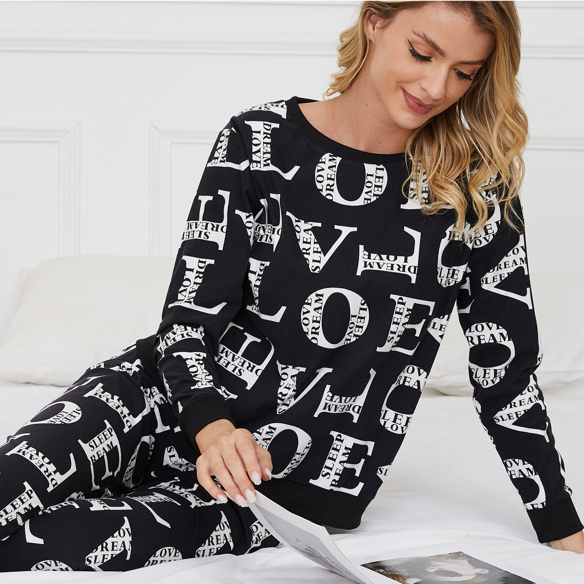 Ladies Supersoft Cosy Brushed Fabric Script Type Pyjamas
